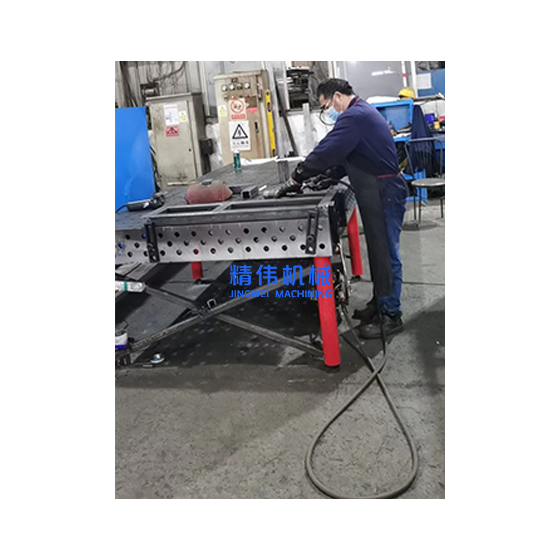 焊(hàn)接結構件産品(pǐn)加工